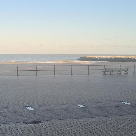 Frontaal Gelijkvloers Seaview 80M² 2 Slp Lägenhet Oostende Exteriör bild