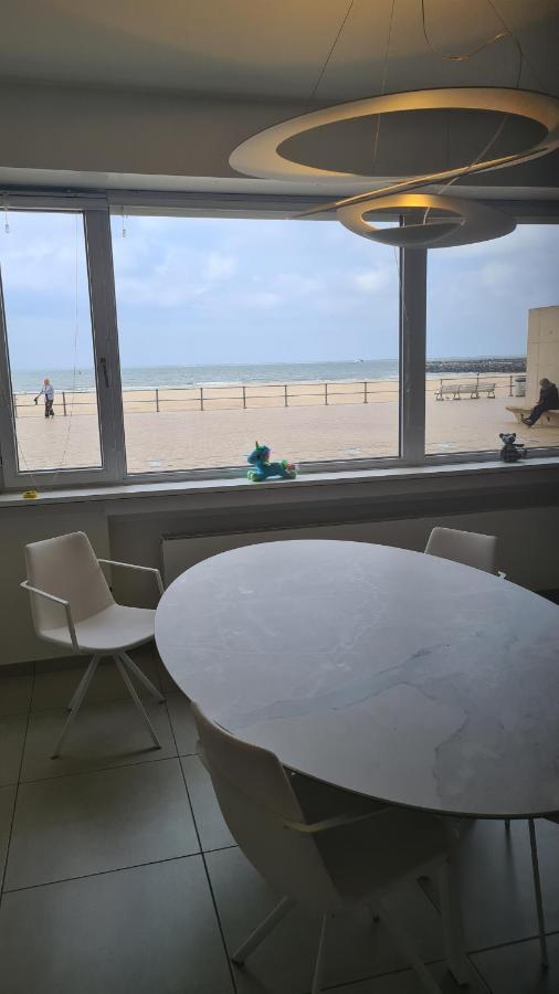 Frontaal Gelijkvloers Seaview 80M² 2 Slp Lägenhet Oostende Exteriör bild