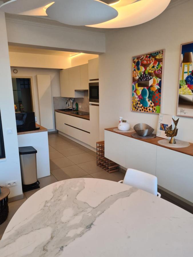 Frontaal Gelijkvloers Seaview 80M² 2 Slp Lägenhet Oostende Exteriör bild